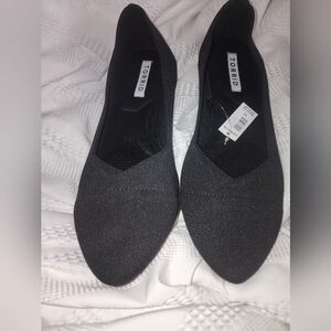 Black stretch knit flats